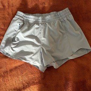 Athleta girl size medium very light purple